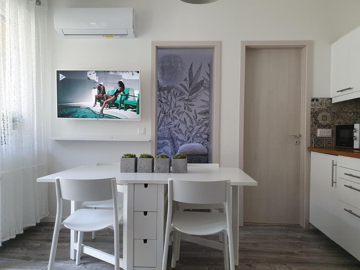 שיופוק Mandara Wellnes Apartmanok מראה חיצוני תמונה