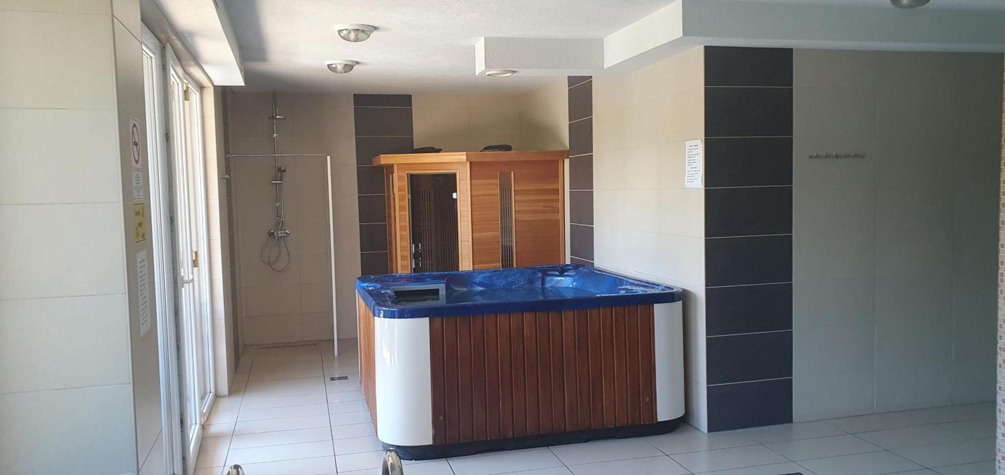 שיופוק Mandara Wellnes Apartmanok מראה חיצוני תמונה